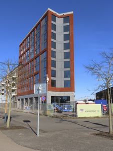 908838 Gezicht op het kopgebouw van het nieuwbouwcomplex 'Buur', tussen de Grauwaartsingel (links) en de ...